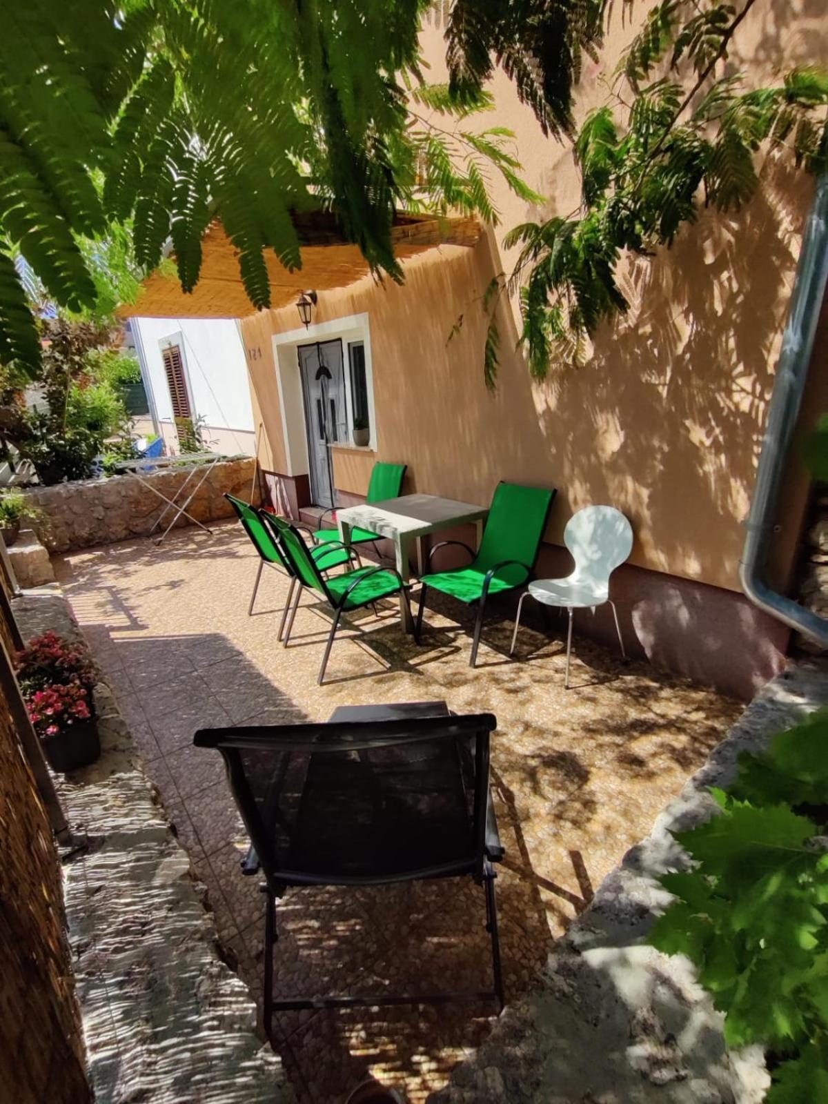 Apartman Kristina Vrbnik Exterior photo