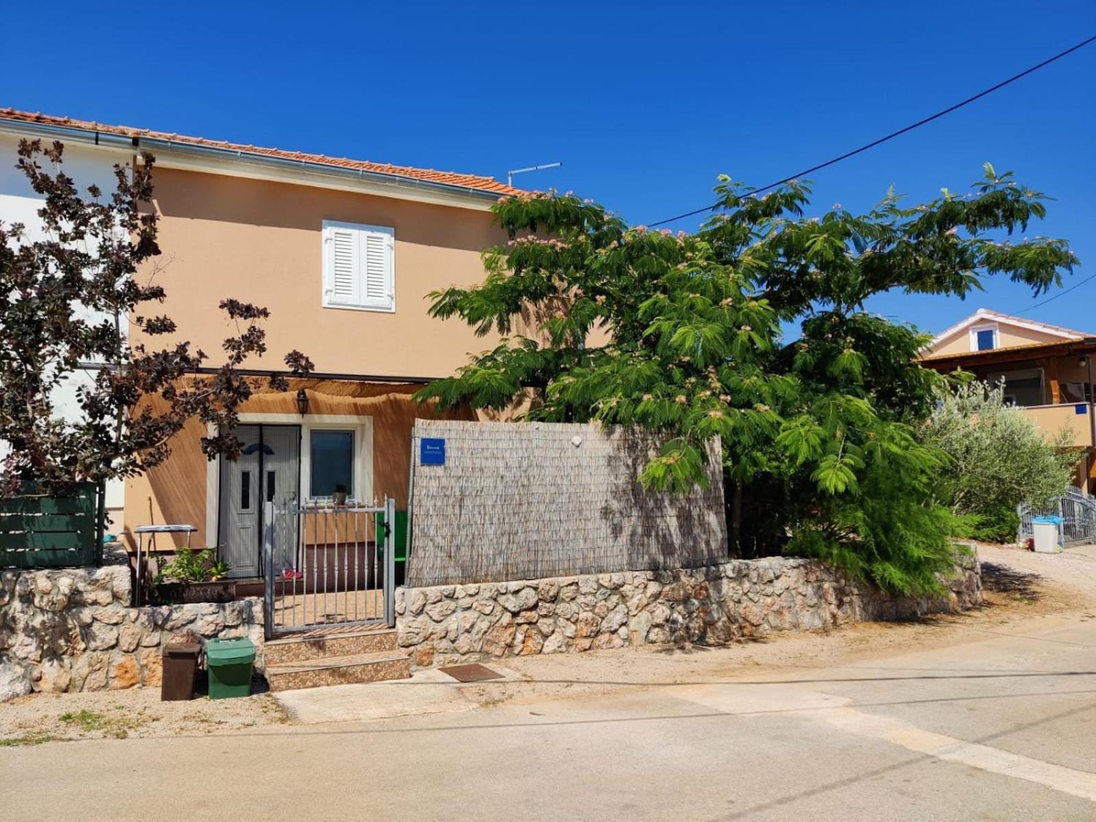 Apartman Kristina Vrbnik Exterior photo